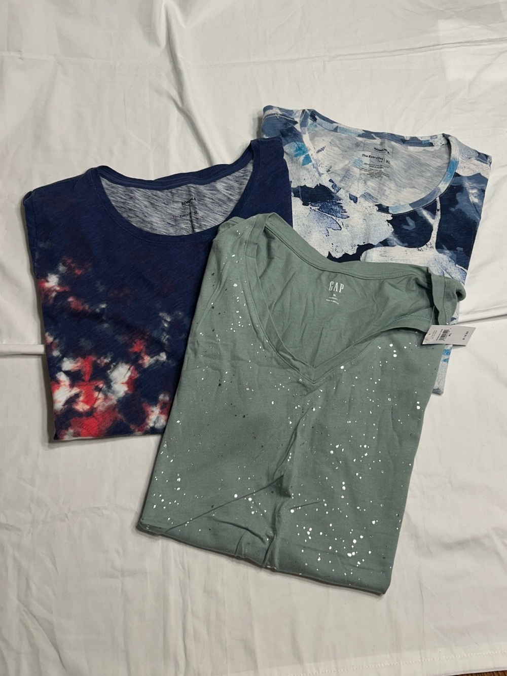 Women’s blouse bundle. Size XL